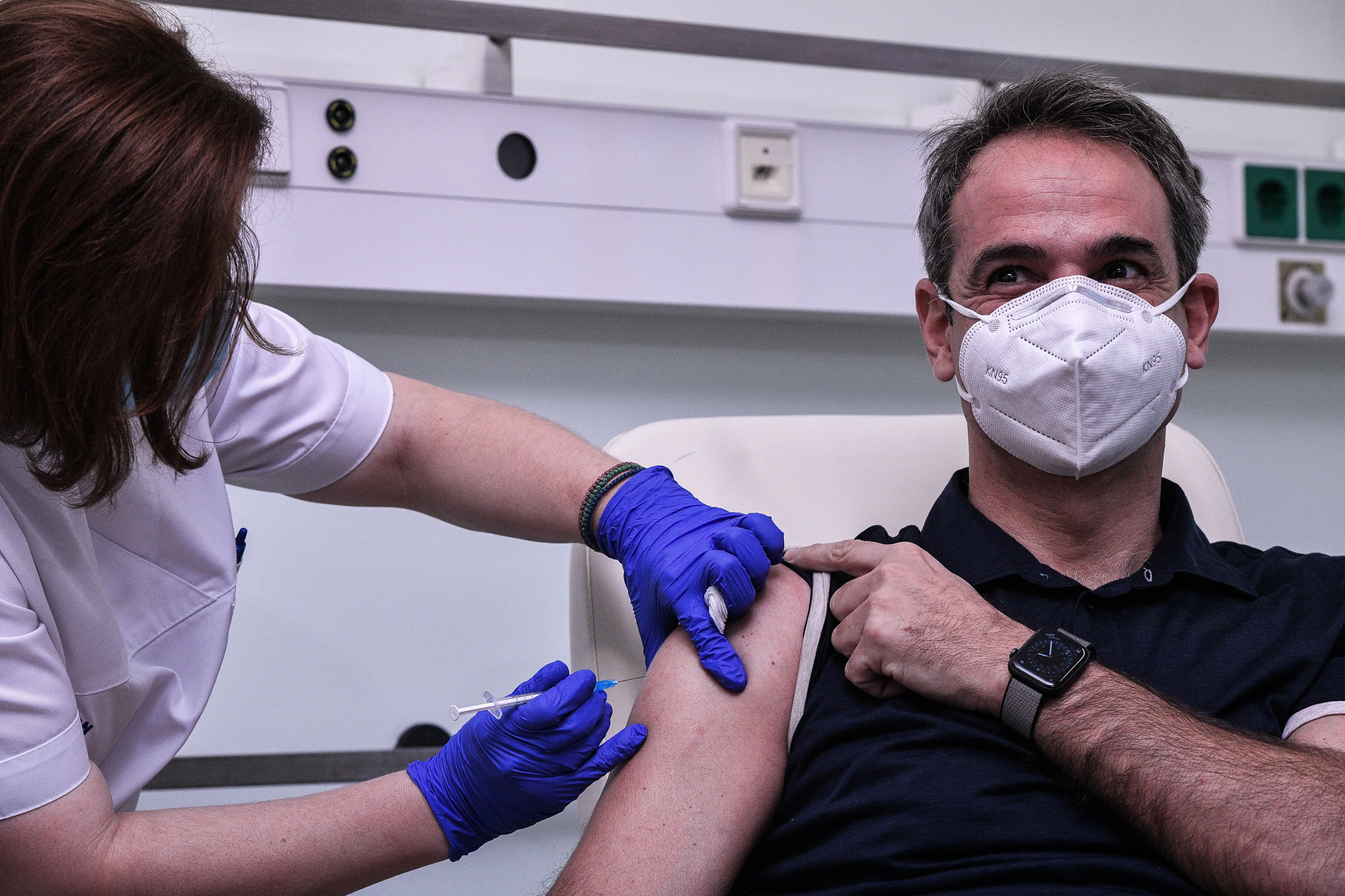 Μητσοτάκης εμβολιασμός: Εμβολιάστηκε στο Αττικόν ο πρωθυπουργός