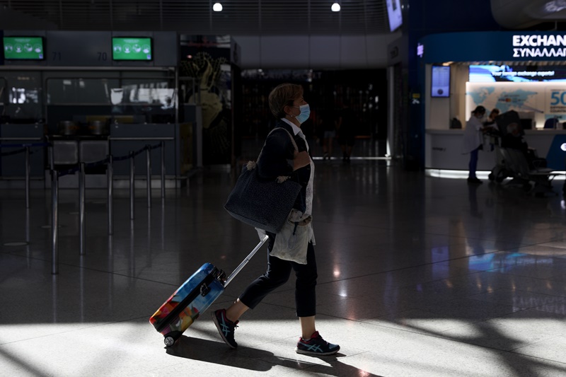 Κίνηση ελληνικά αεροδρόμια: Μείωση 68,7% από Ιανουάριο έως Νοέμβριο