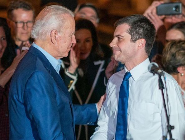 Τζο Μπάιντεν και Πιτ Μπούτιτζατζ 