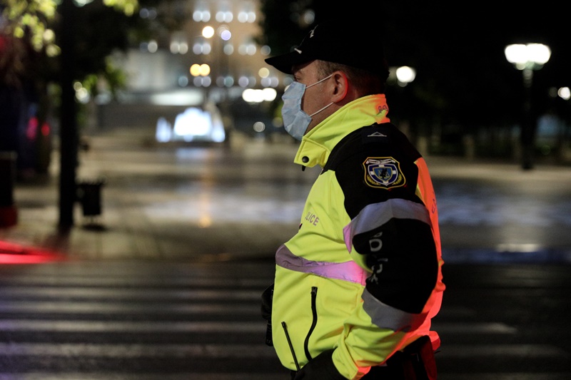 Μποτιλιάρισμα στους δρόμους: Η προσπάθεια της ΕΛ.ΑΣ να πάει στο Παίδων αγοράκι