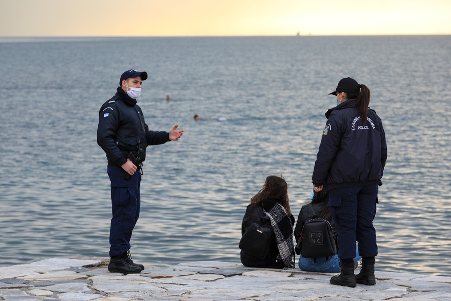 Έλεγχοι αστυνομίας κορονοϊός: Έκτακτα μέτρα ενόψει Σαββατοκύριακου