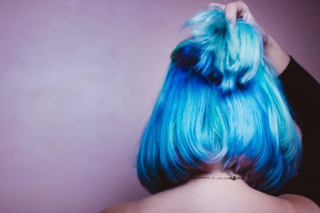 μπλε μαλλιά