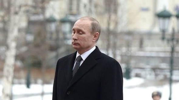 Πούτιν Θεοφάνεια: Βούτηξε στα παγωμένα νερά στους -20 βαθμούς