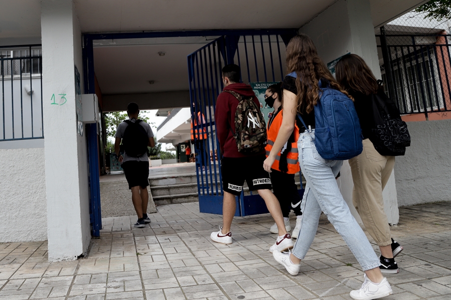 Άνοιγμα Γυμνασίων Λυκείων: Την Πέμπτη η τελική συνεδρίαση