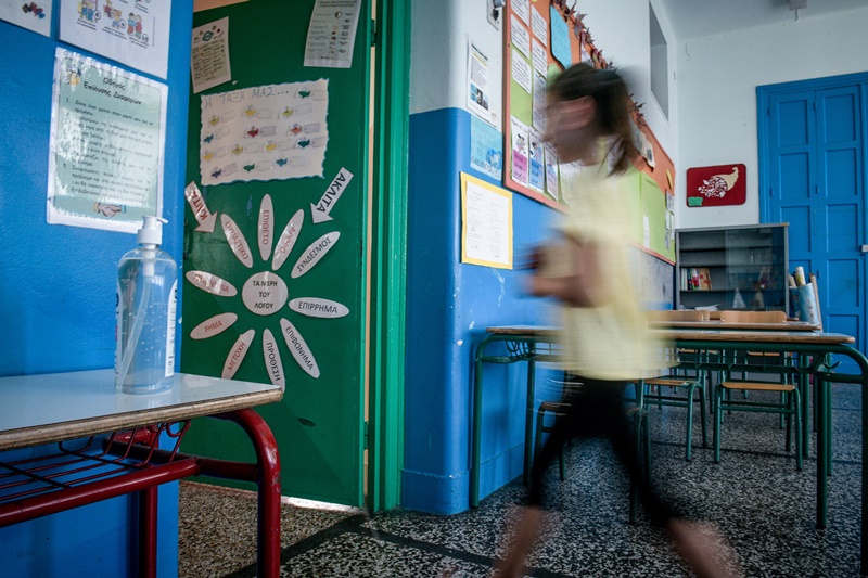 Άνοιγμα σχολείων 11 Ιανουαρίου: Μπορεί να μην ανοίξουν λέει η Πελώνη