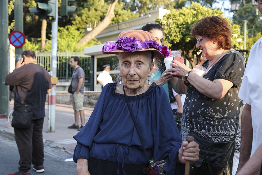 Τιτίκα Σαριγκούλη σειρές: Η ηθοποιός που ξεχώρισε στην τηλεόραση από τον ρόλο της «αθυρόστομης γιαγιάς»