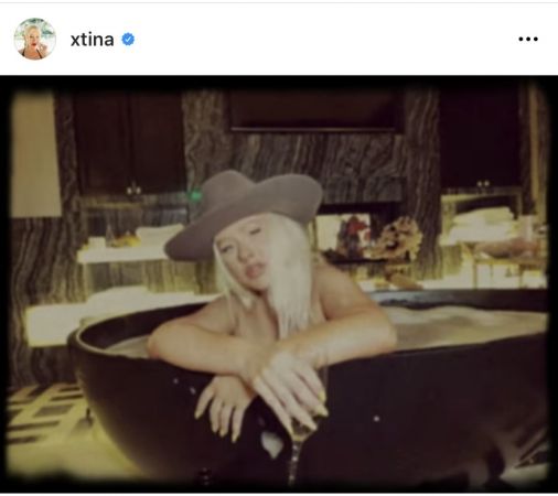 Κριστίνα Αγκιλέρα Instagram