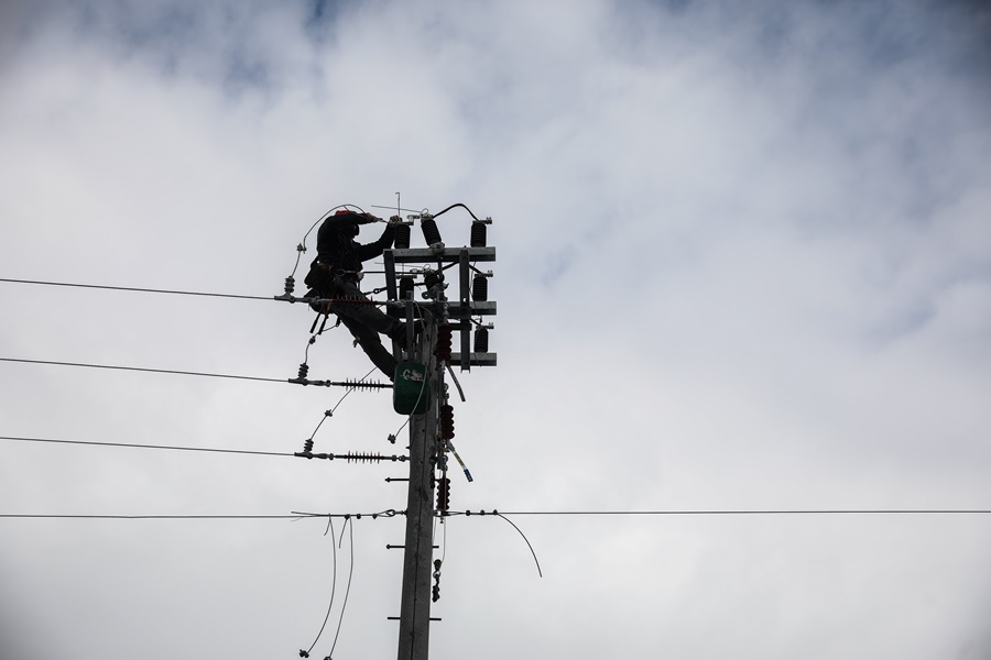 ΔΕΔΔΗΕ διακοπή ρεύματος – Μήδεια: Πώς να λάβετε αποζημίωση για τις συσκευές που χάλασαν