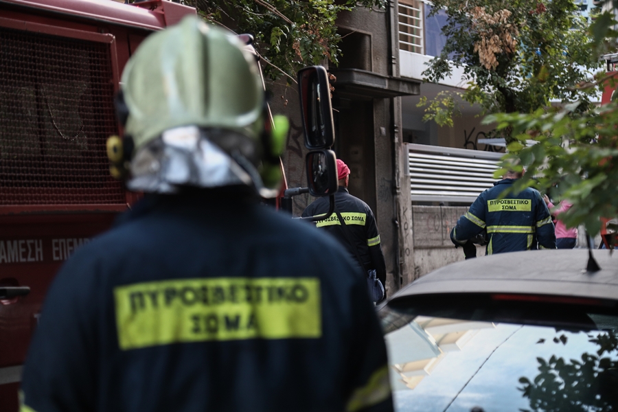 Φωτιά τώρα Θεσσαλονίκη: Ένας νεκρός από πυρκαγιά σε κατάστημα