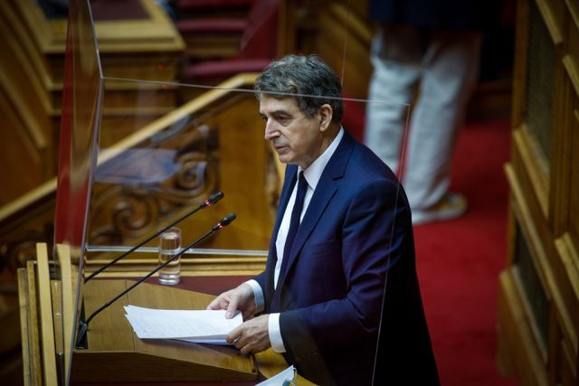 Μιχάλης Χρυσοχοΐδης Υπουργός Προστασίας του Πολίτη της Ελλάδας στην Βουλή 