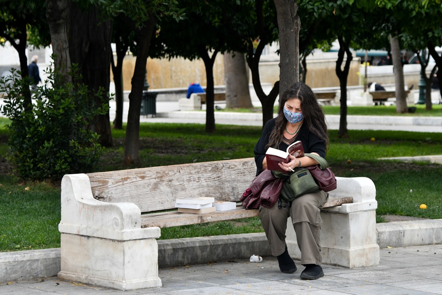 Τρίτο κύμα κορονοϊού Ελλάδα: “Είμαστε στο απόγειο αυτή την εβδομάδα”