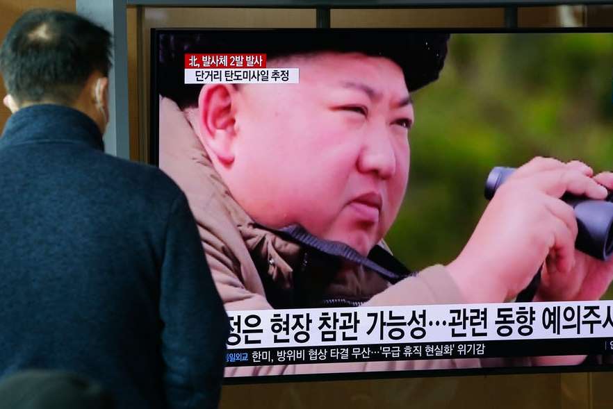 Βόρεια Κορέα κορονοϊός: Η λύση του… πατερούλη