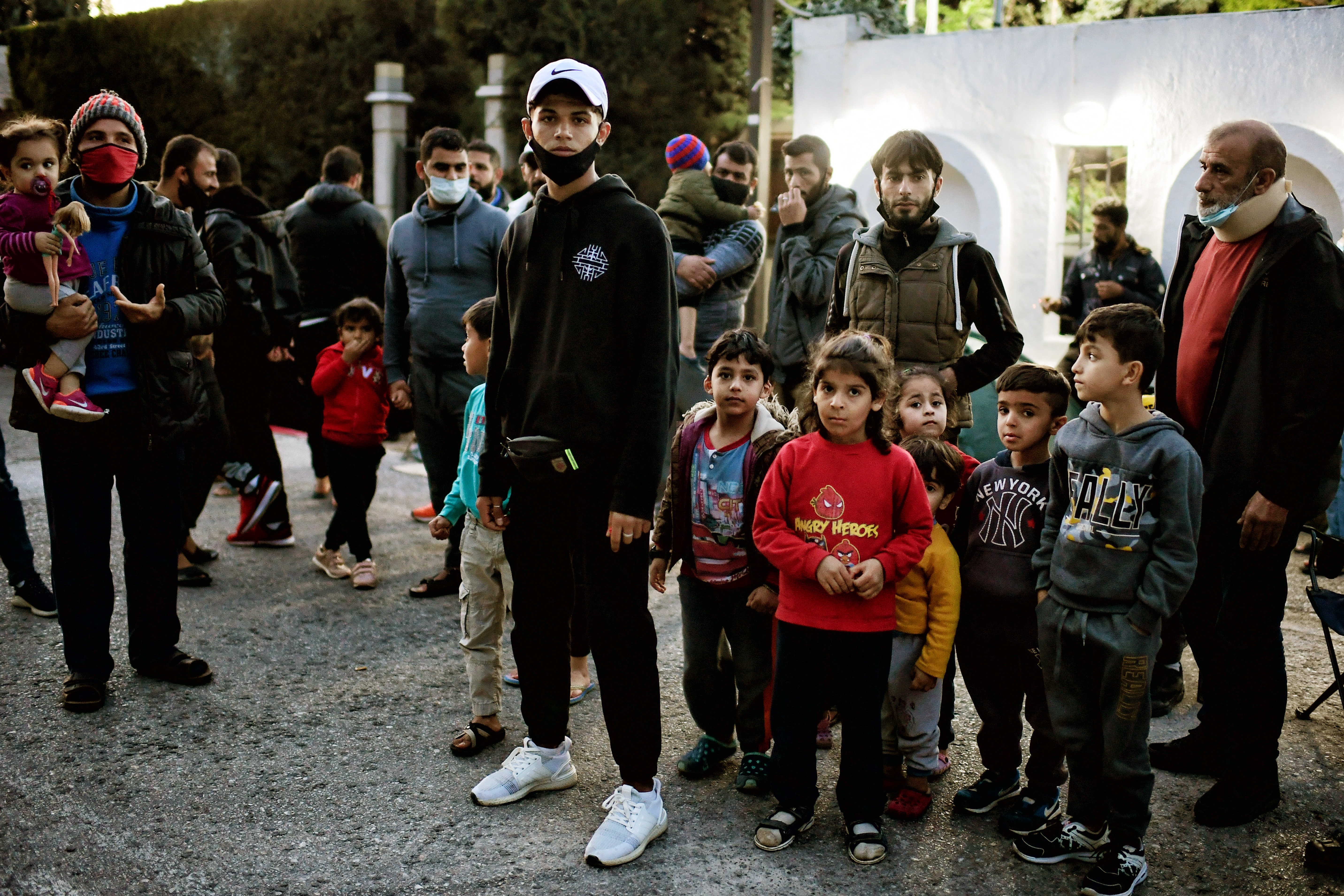 Πρόσφυγες Λέσβου πτήση: Αναχώρησαν απευθείας για τη Γερμανία 116 αναγνωρισμένοι πρόσφυγες