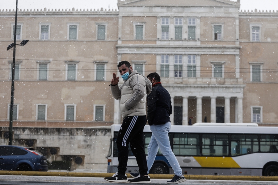 Παράταση lockdown κορονοϊός: «Καμπανάκι» Θωμαΐδη, υψηλό το ιικό φορτίο