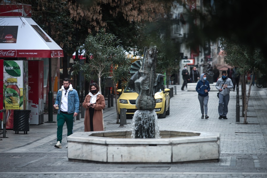 Αττική ενεργά κρούσματα: Σαρώνουν οι μεταλλάξεις