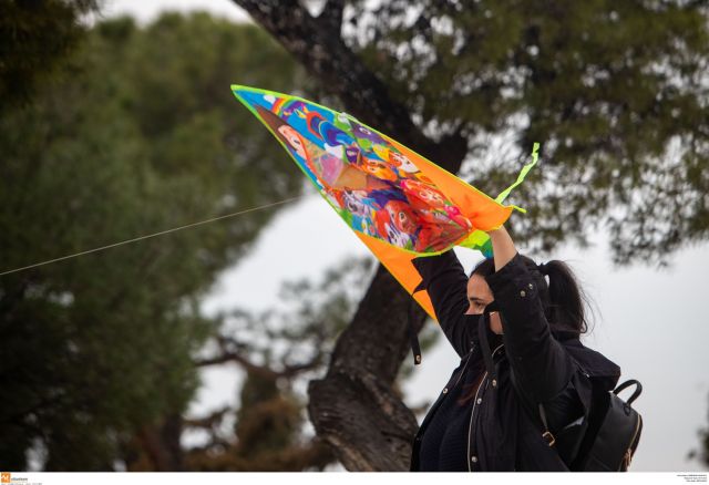 Κοπέλα χαρταετός 