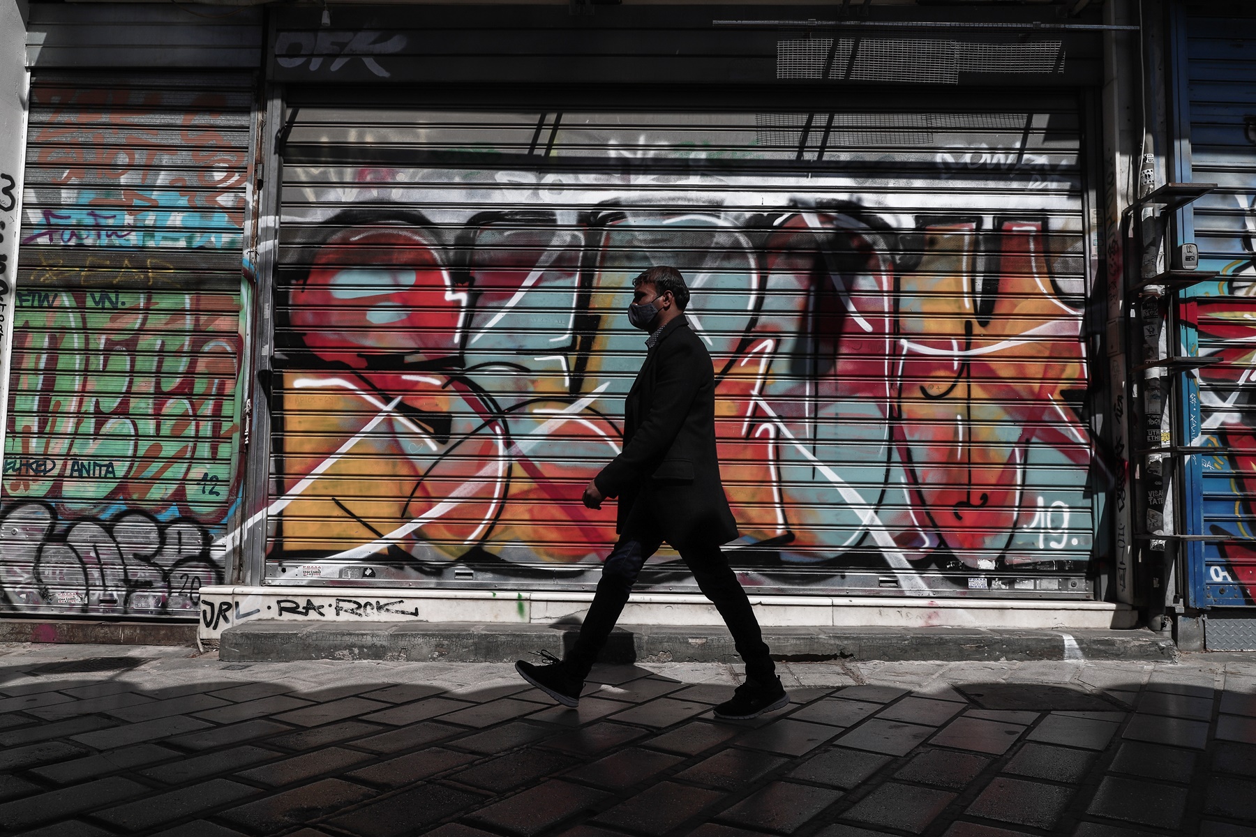 Νόσηση εμβολιασμένων: Τι δείχνει η νέα έρευνα για τους ασθενείς που κόλλησαν Covid-19