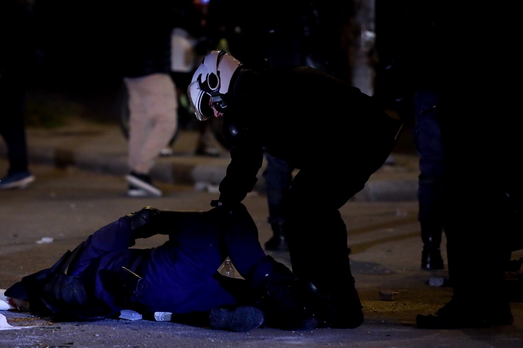 Νέα Σμύρνη επεισόδια: Κατεπείγουσα έρευνα για όλες τις υποθέσεις για αστυνομική βία