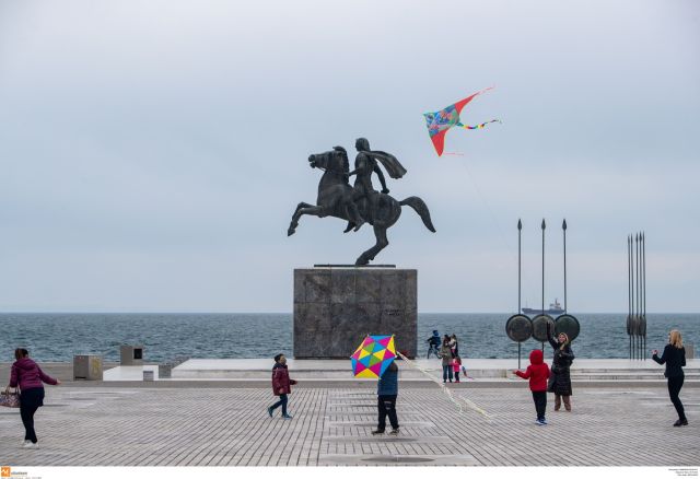 Παιδιά χαρταετός 