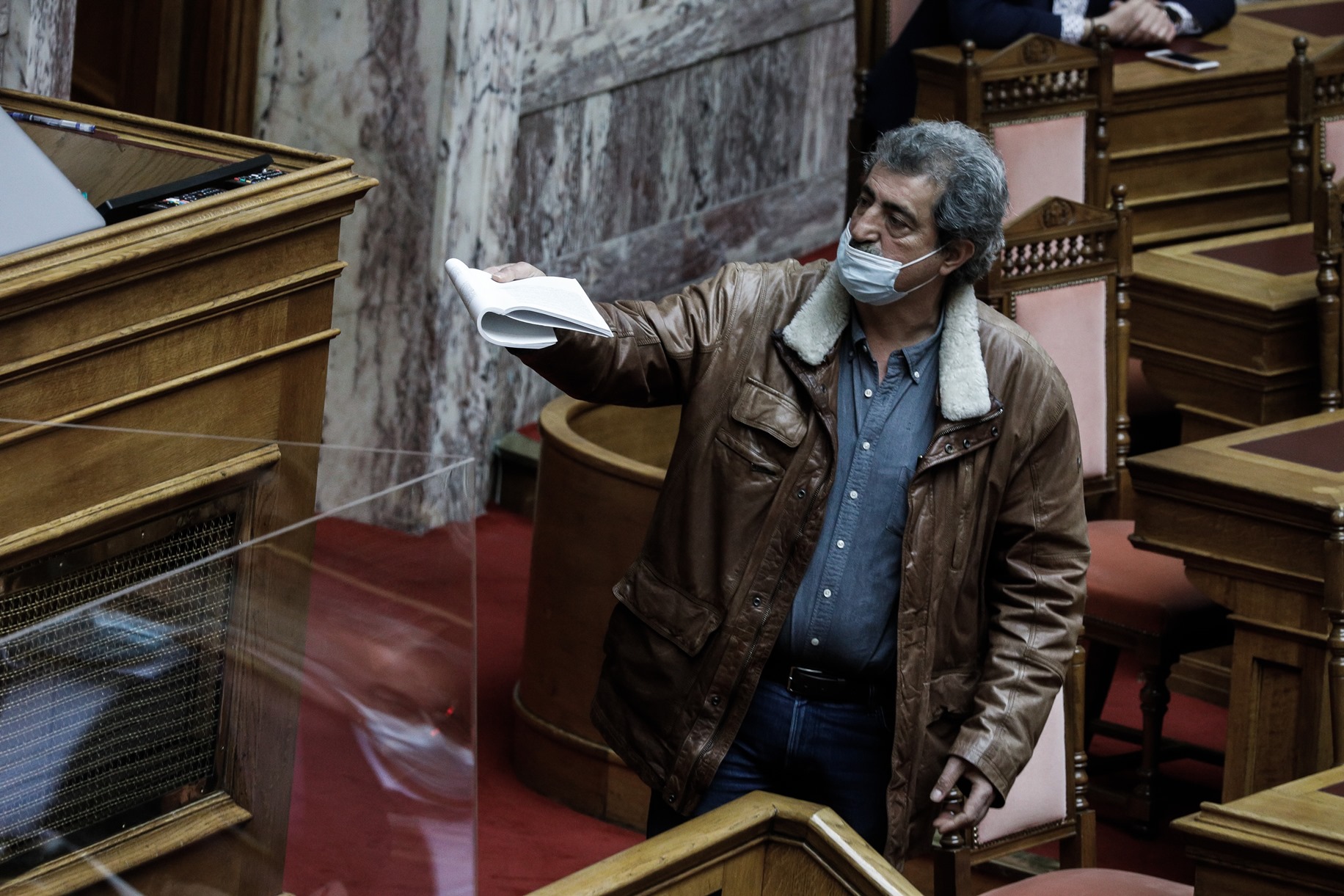 Πολάκης – Μαρκόπουλος Βουλή: Άγρια κόντρα στη συζήτηση για την πρόταση μομφής