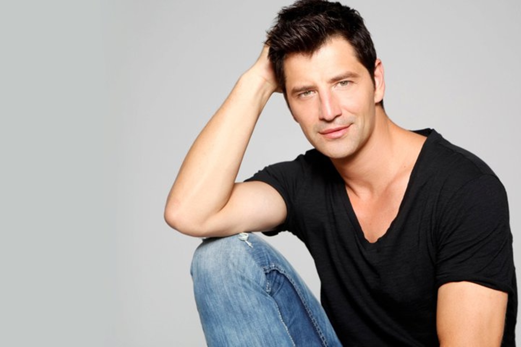 Sakis rouvas bts