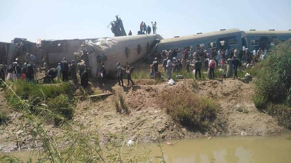 Αίγυπτος τρένο: Φονική σύγκρουση με δεκάδες νεκρούς