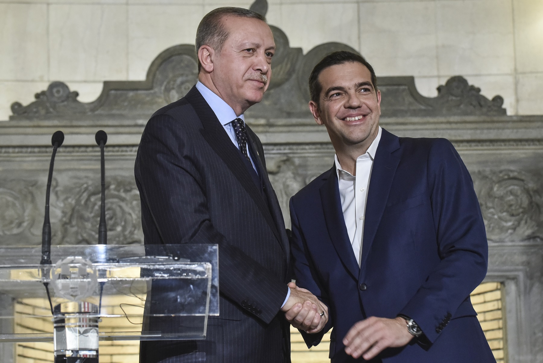 Δοξιάδης – Καλπαδάκης (ΣΥΡΙΖΑ): Η Τουρκάλα και ο έρωτας που έβαλε σε κίνδυνο την Ελλάδα