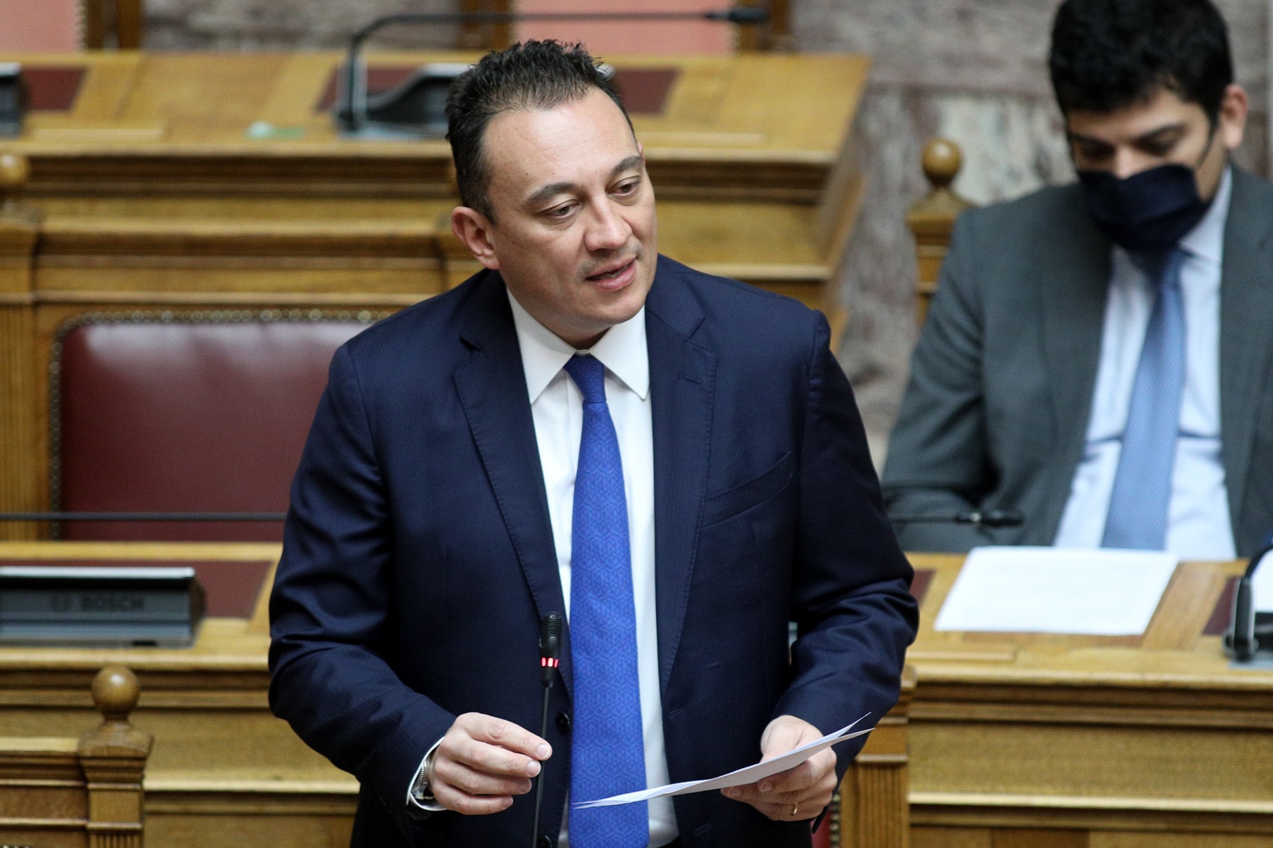Έλληνες εξωτερικού: Ο υφυπουργός Εξωτερικών για το «MyConsulLive»