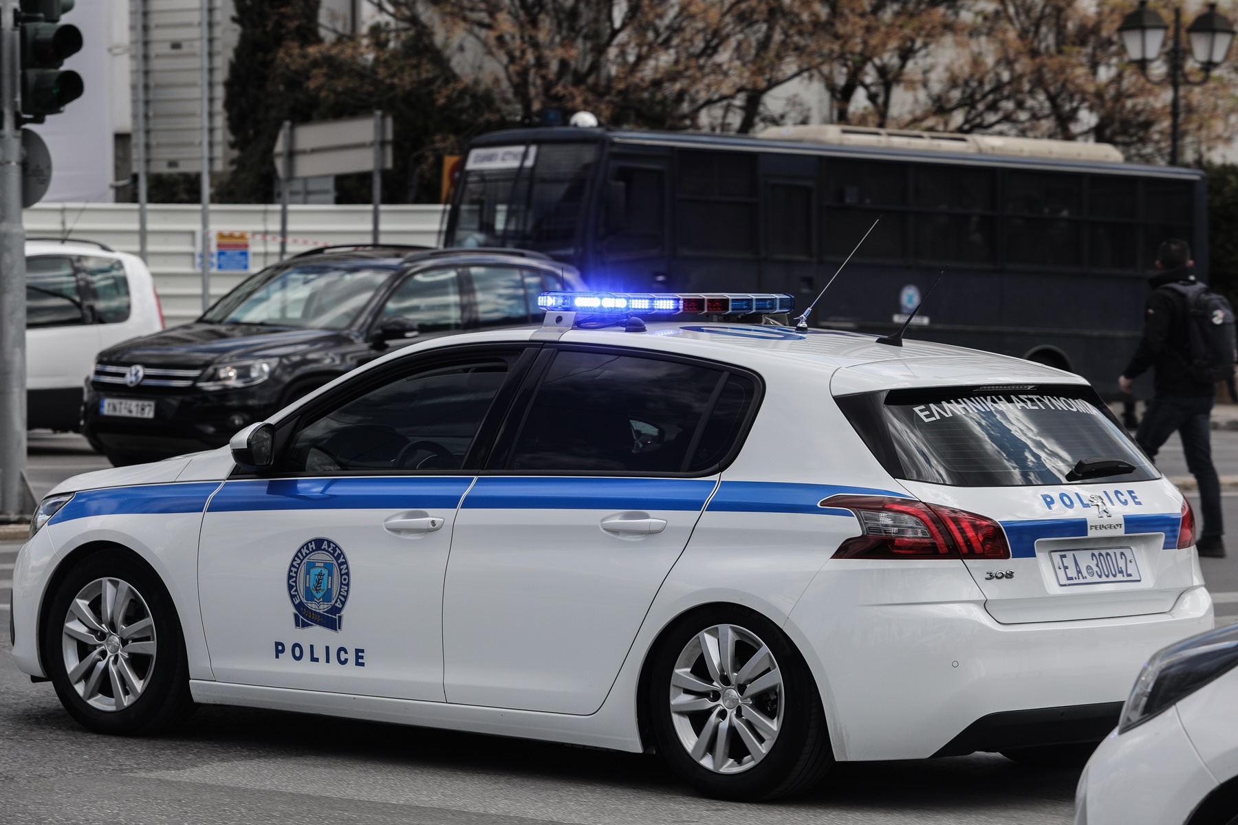 Κλοπές αυτοκινήτων: Συνελήφθησαν 4 αλλοδαποί