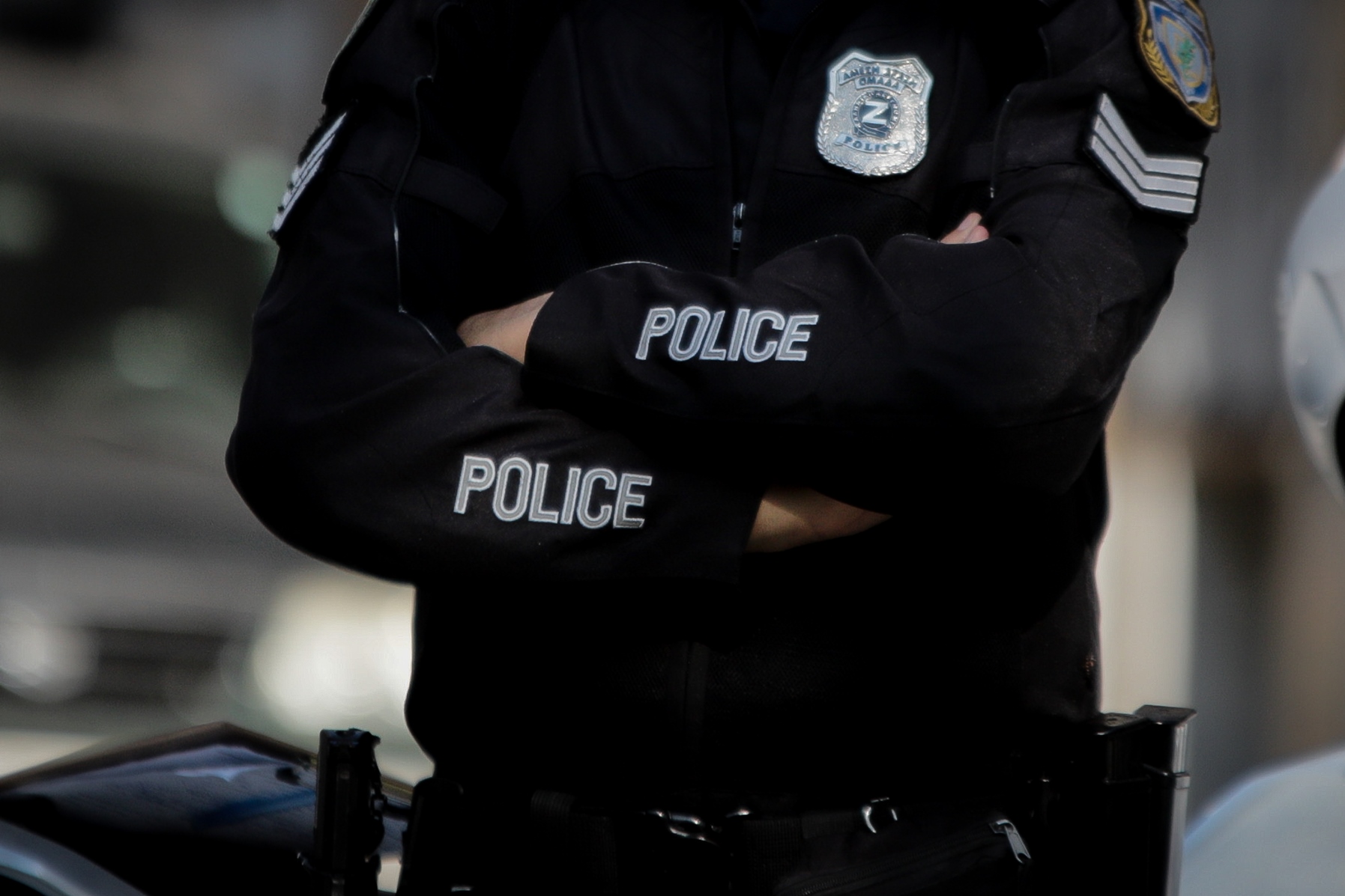 Μετάθεση φιλόζωου αστυνομικού: Μια υπόθεση που προκαλεί αντιδράσεις