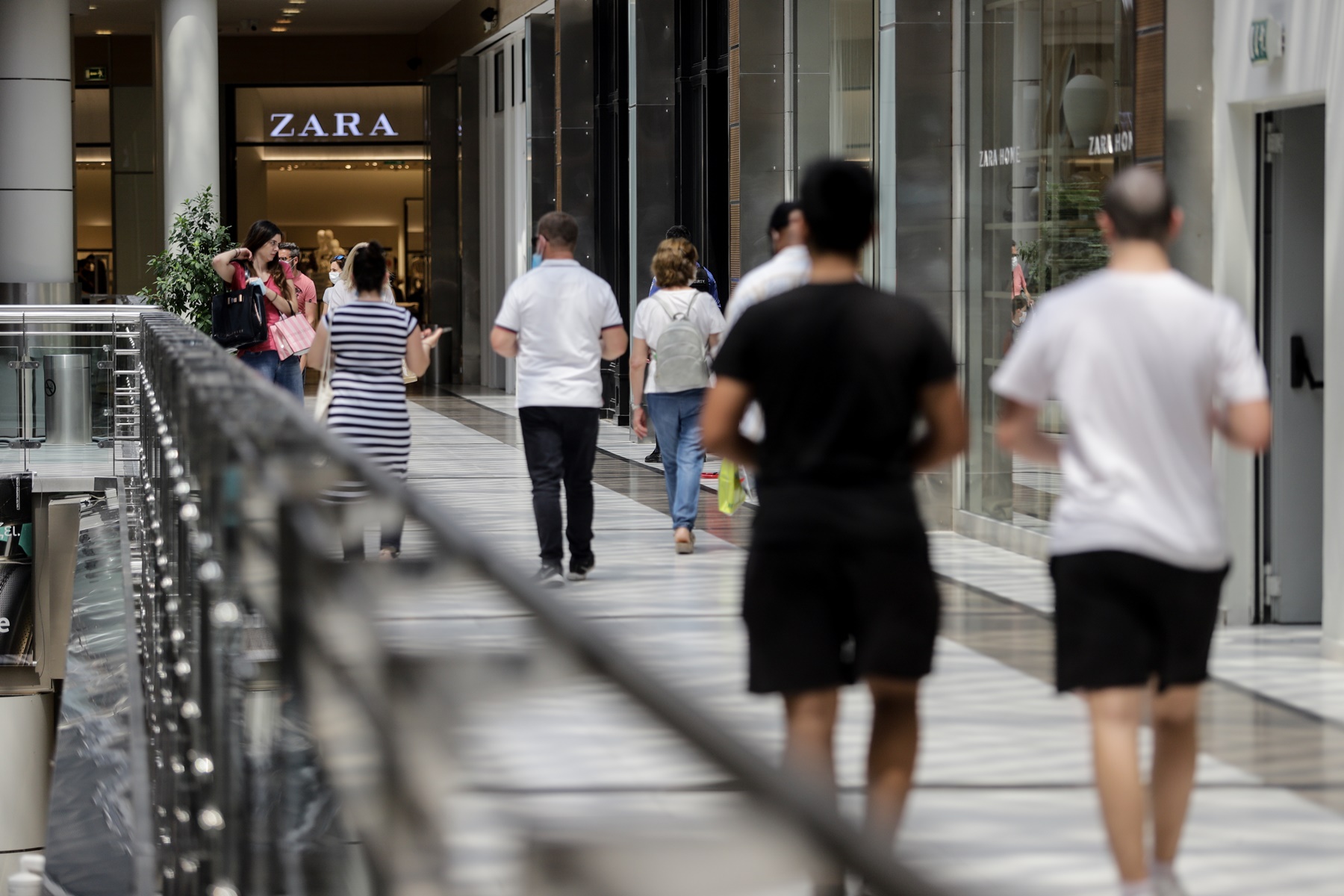 Εμπορικά – κέντρα αισθητικής άνοιγμα: «Πράσινο φως» από τους λοιμωξιολόγους