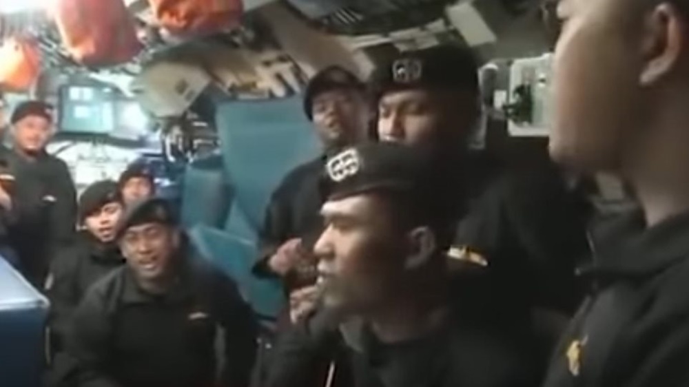 Ινδονησία υποβρύχιο: Το πλήρωμα που βούλιαξε τραγουδά «αντίο», το συγκλονιστικό βίντεο