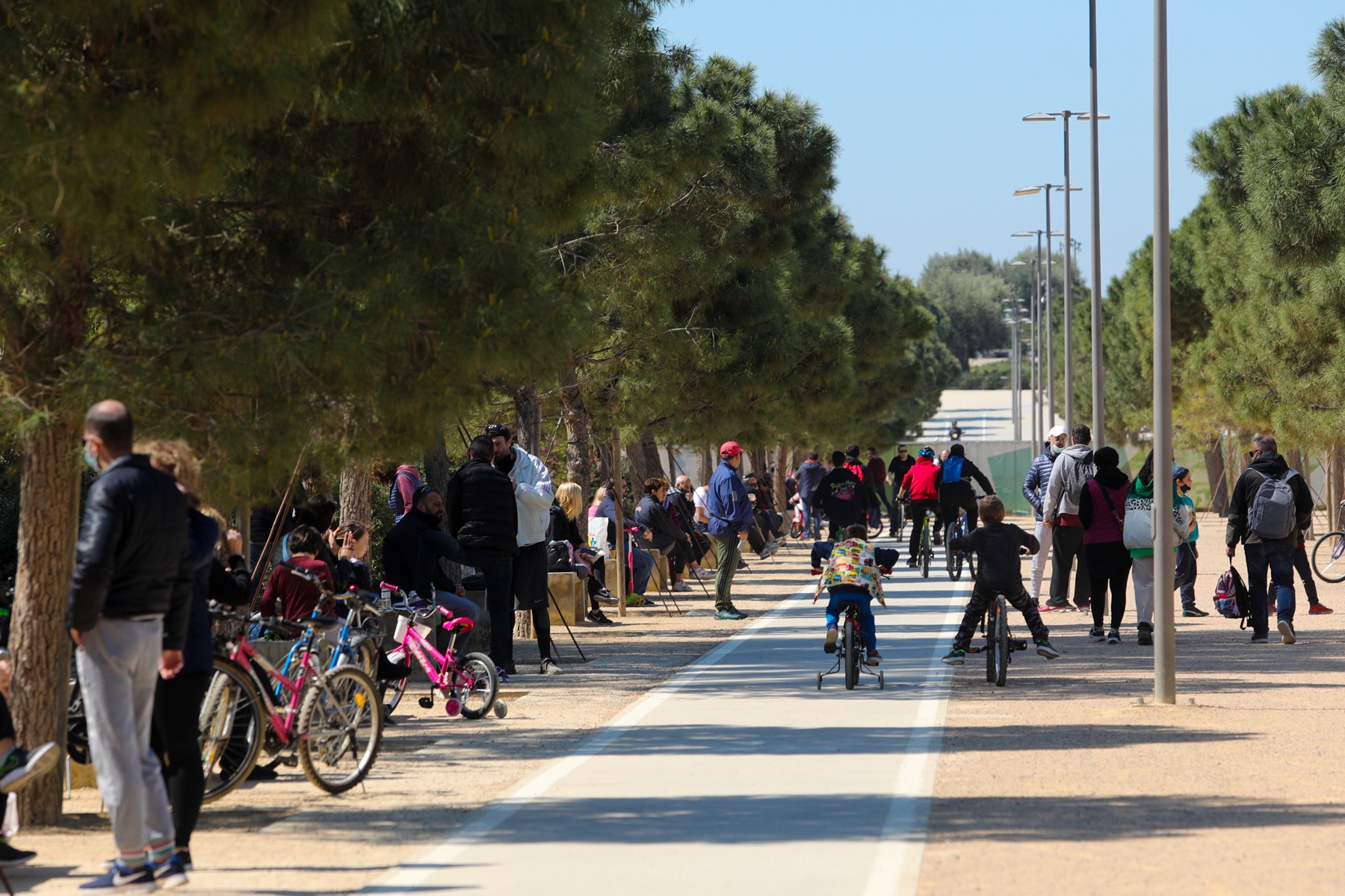 Μείωση κρουσμάτων Ελλάδα: Πότε θα πέσουμε κάτω από τα 3.000