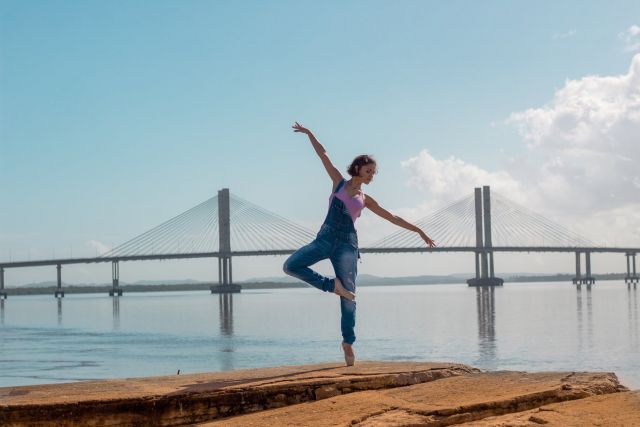 yoga κοπέλα
