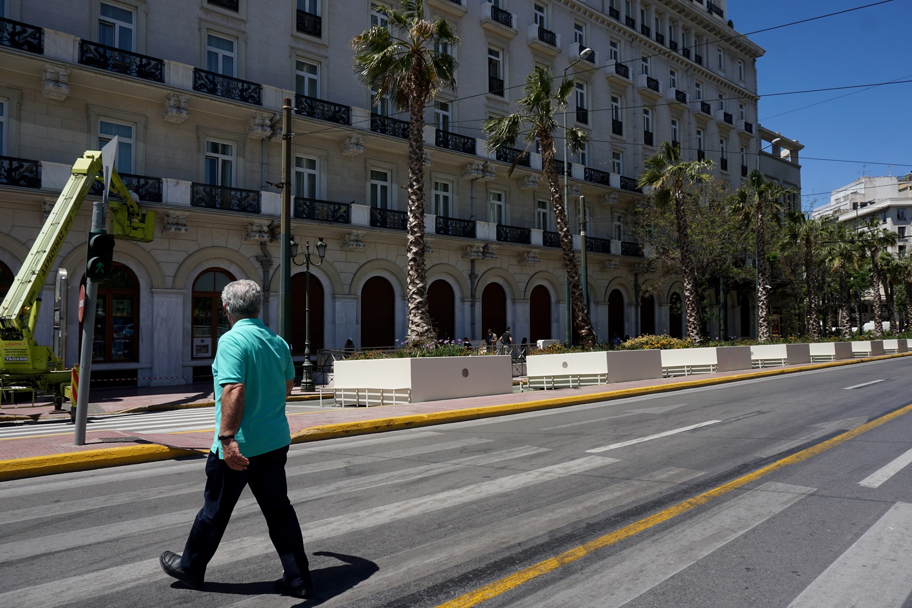 Άρση μέτρων: Με σύνεση το άνοιγμα