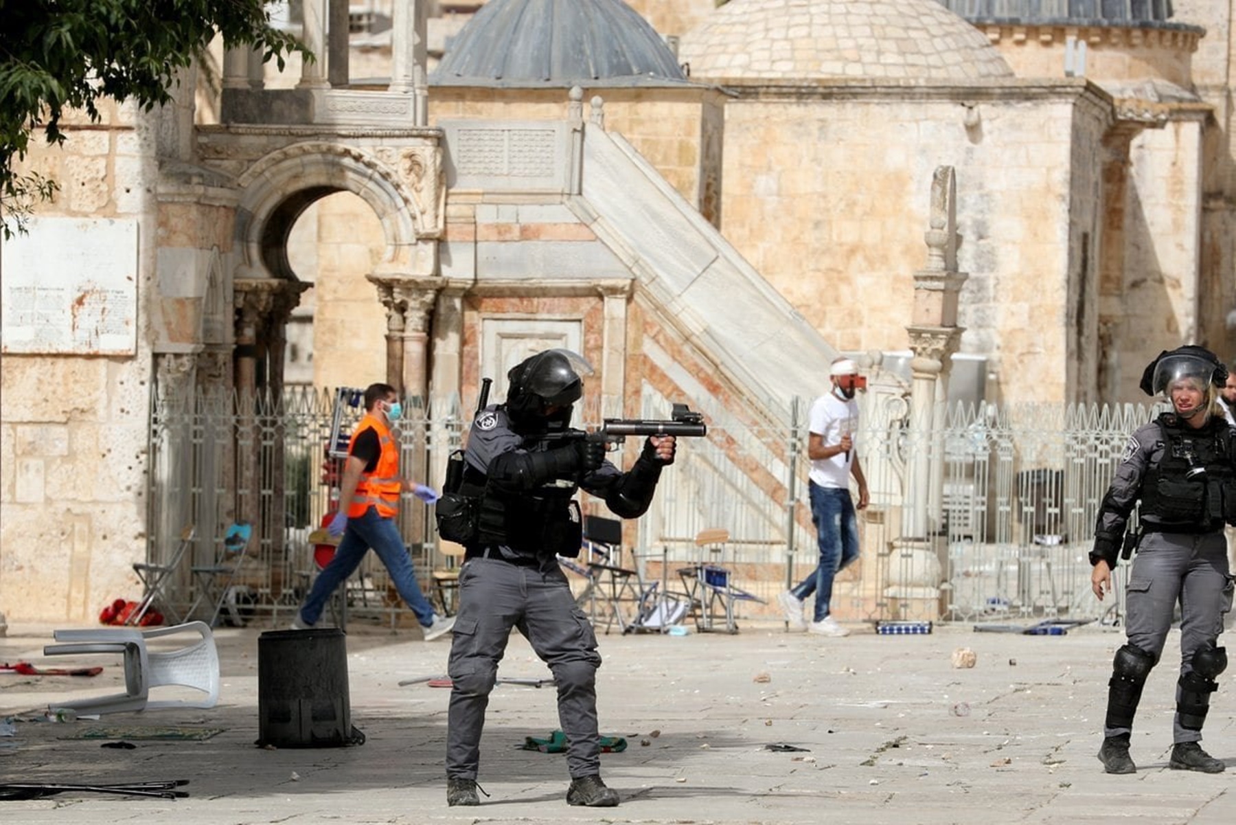Ιερουσαλήμ επεισόδια: Πάνω από 300 τραυματίες – Συνεδριάζει εκτάκτως ο ΟΗΕ