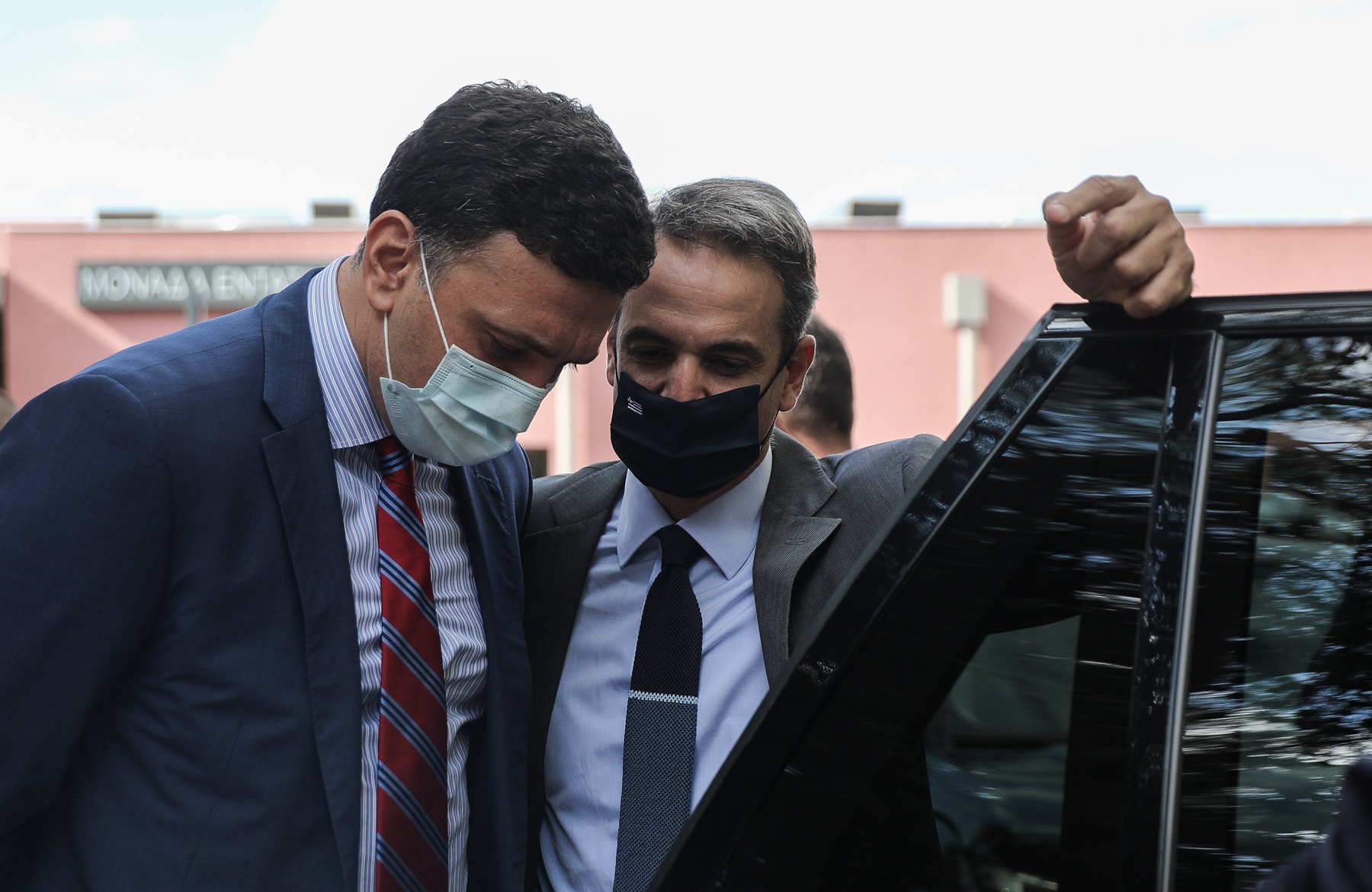 AstraZeneca δεύτερη δόση: Χιλιάδες Έλληνες έχουν προστατευθεί, τι λέει ο Κικίλιας