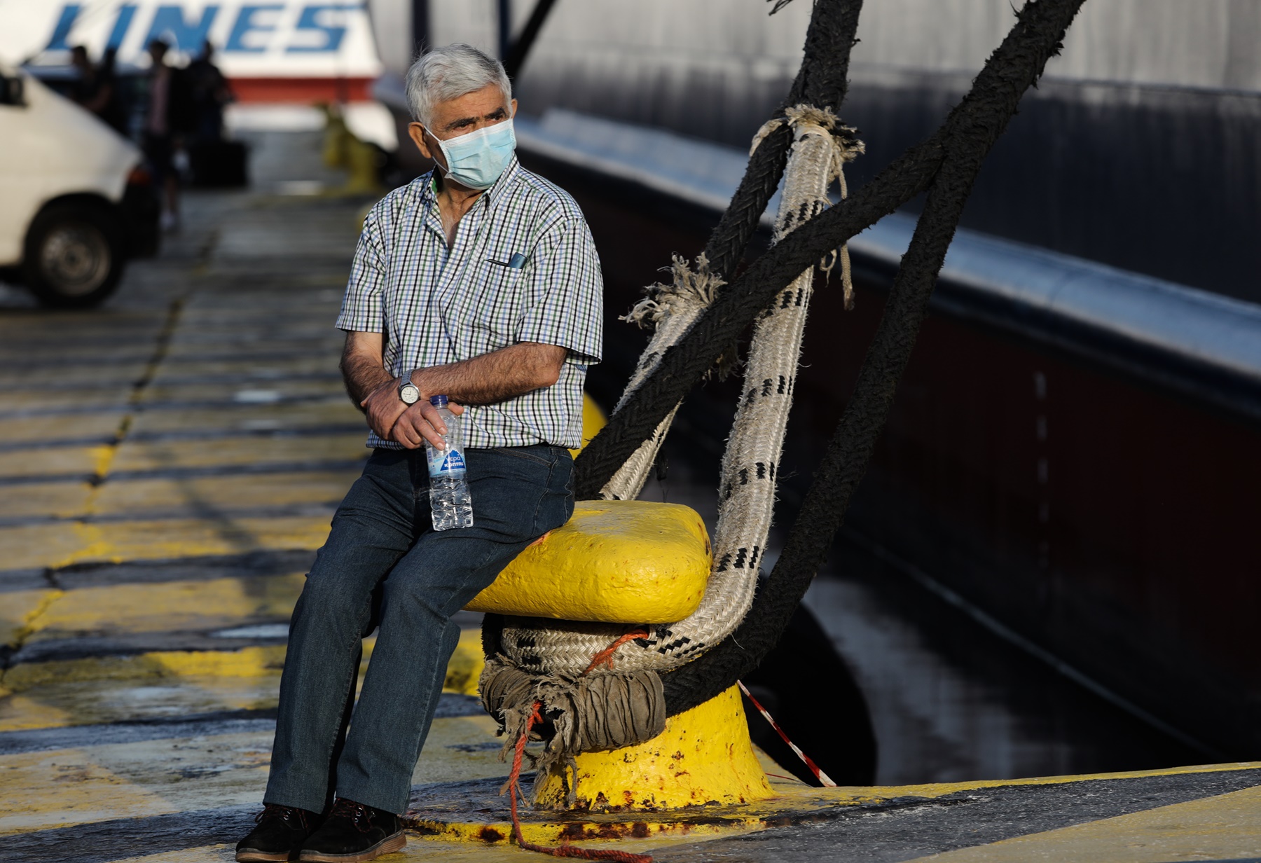 Απεργία πλοίων – ΠΕΝΕΝ: Ταλαιπωρία στο λιμάνι του Πειραιά, μεγάλες ουρές