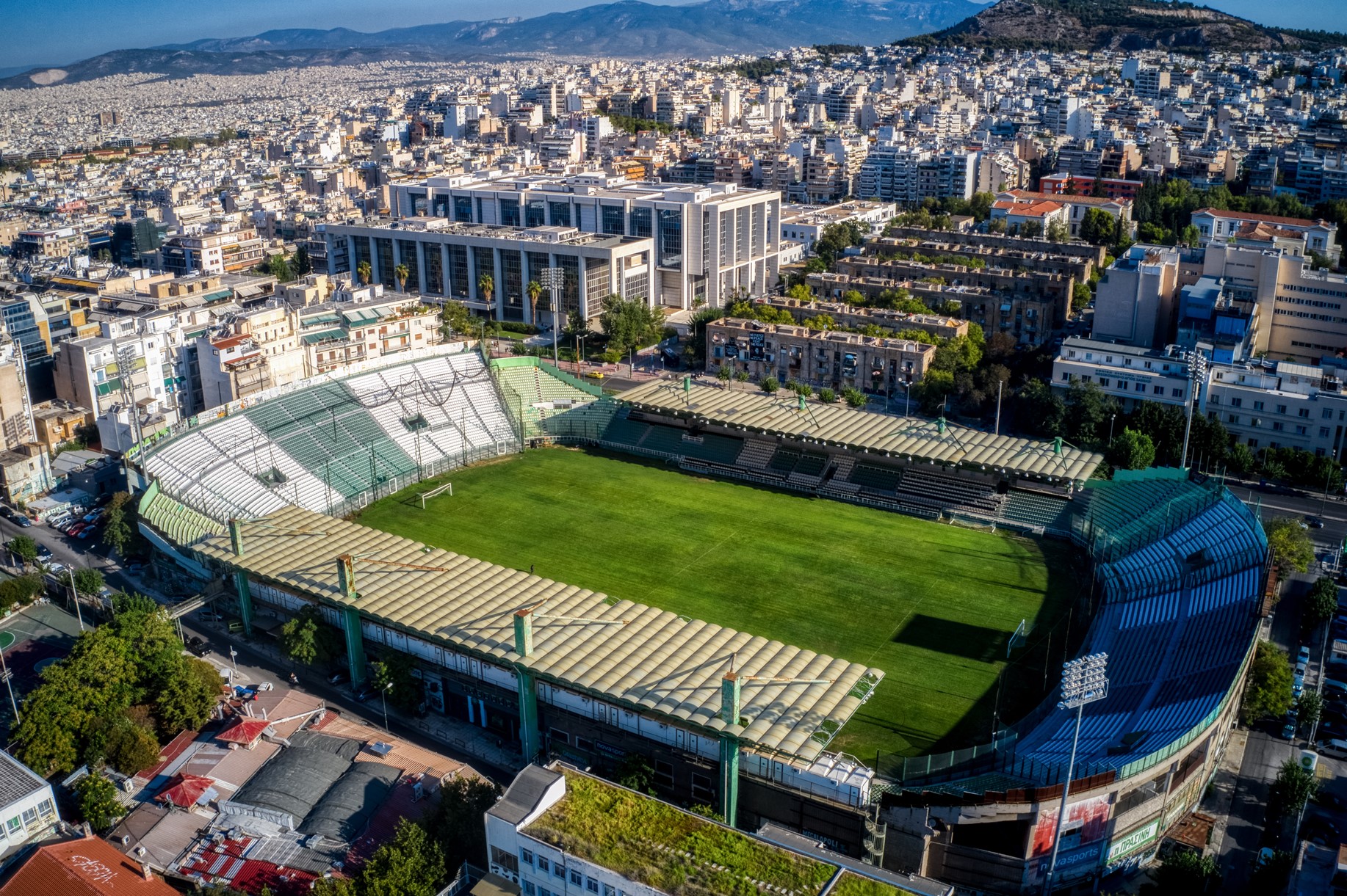 Γήπεδα: Παραμένει στο 80% η χωρητικότητα