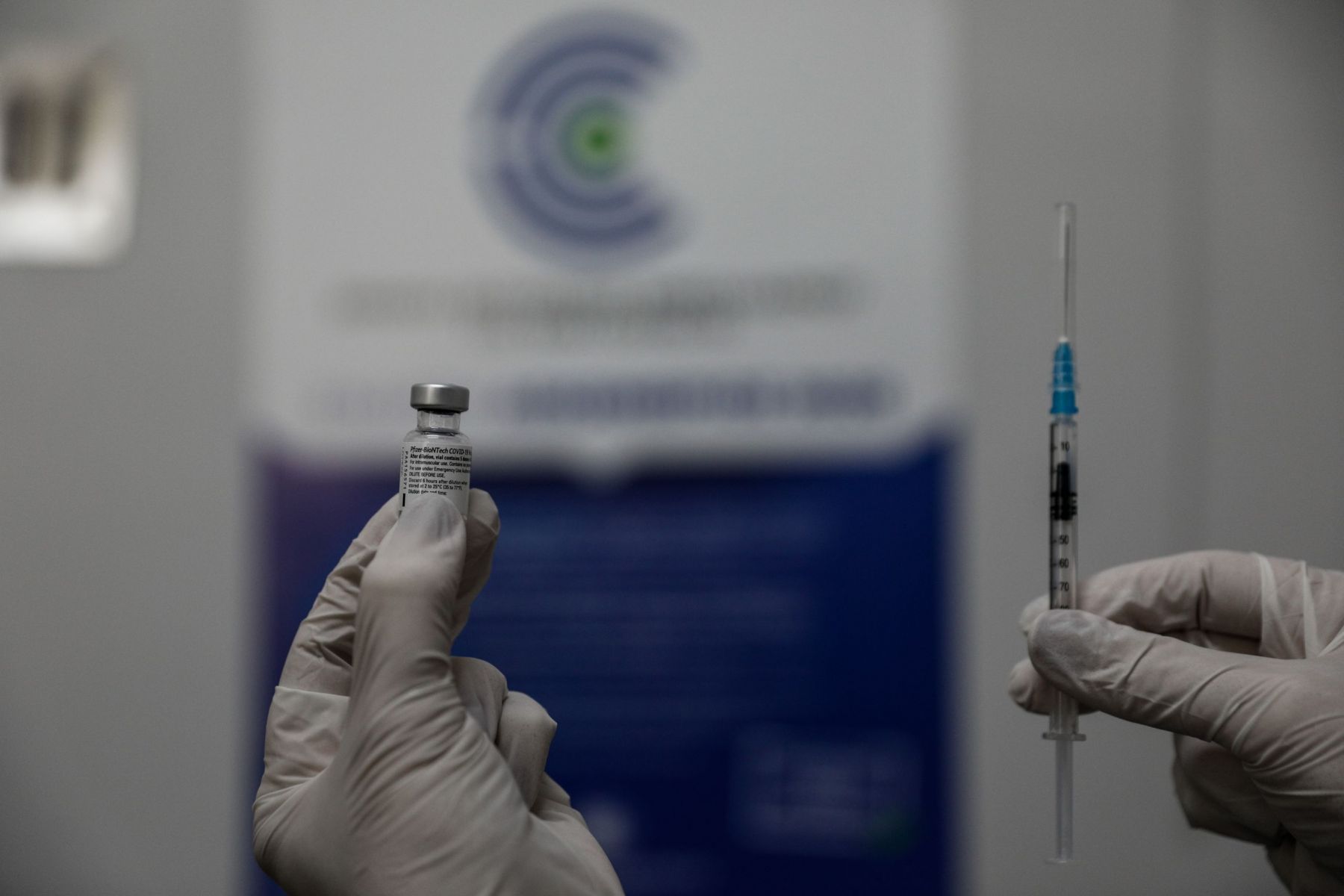 Γιατρός Ασκληπιείο: Πώς οργάνωσε τους εμβολιασμούς «μαϊμού»