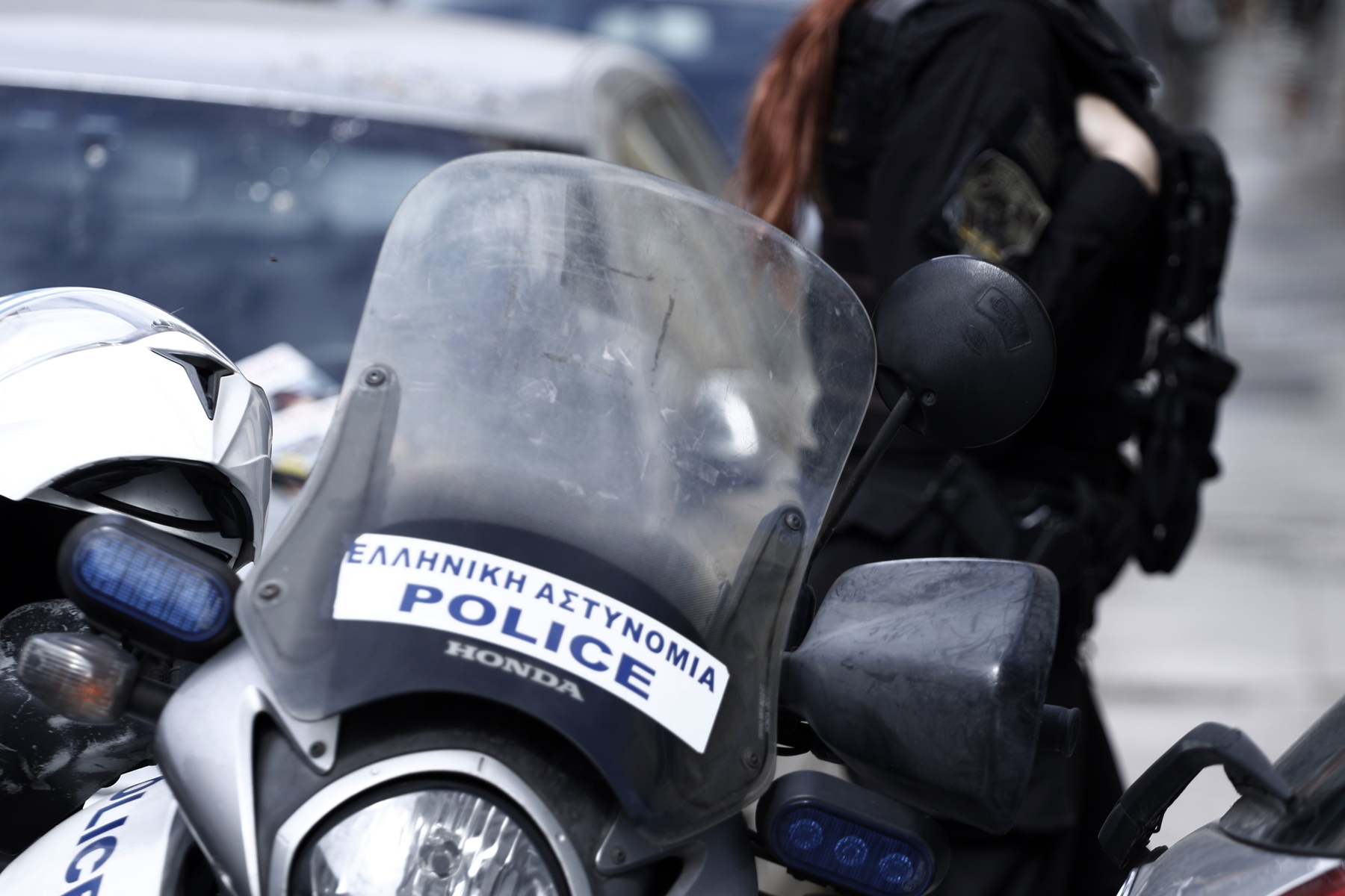 Ξύλο σε λαϊκή αγορά: Τους «χώρισαν» αστυνομικοί της ΔΙ.ΑΣ. – Βίντεο
