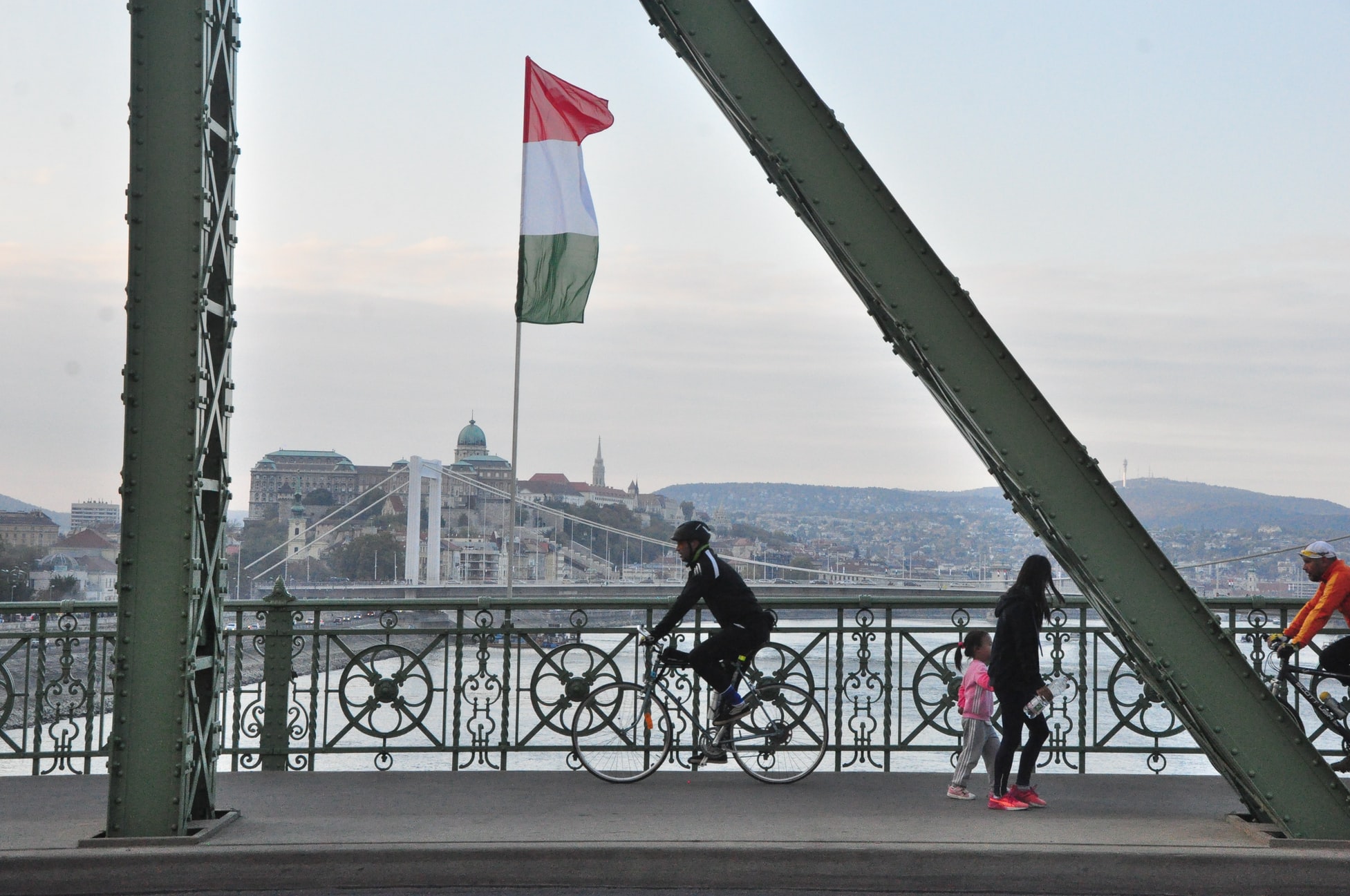Ουγγαρία: Διαδηλώσεις εναντίον της κατασκοπείας