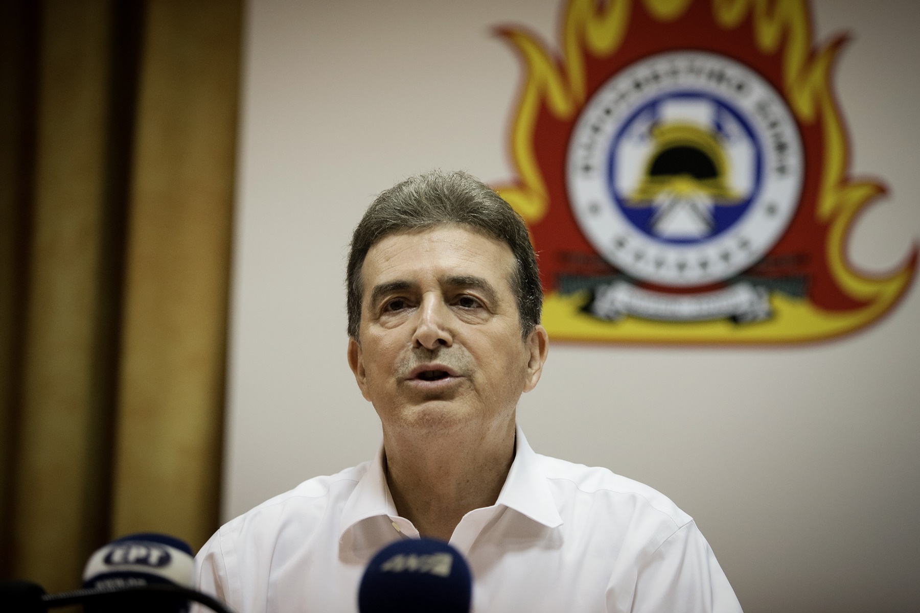 Χρυσοχοΐδης – ΣΥΡΙΖΑ φωτιές: Κόντρα με φόντο την καταστροφή