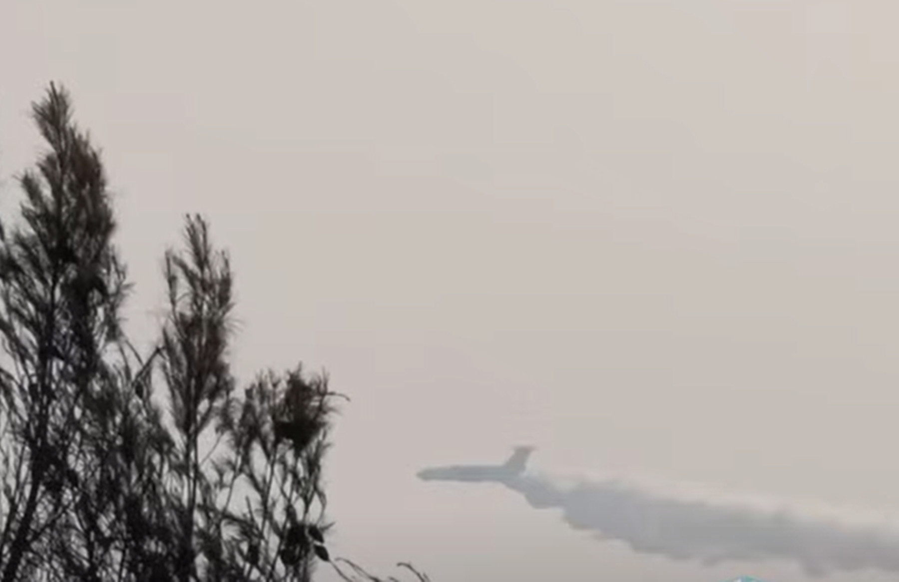 Ρωσικό αεροσκάφος – Αρκαδία: Το Ilyushin Il – 76 στη μάχη με τις φλόγες