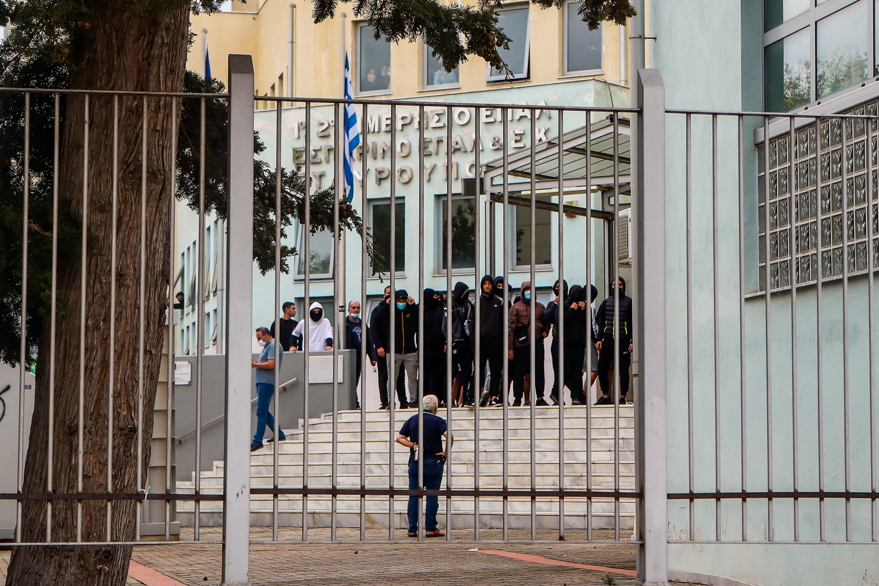 Σταυρούπολη επεισόδια: Ενταση σε συγκεντρώσεις αντιεξουσιαστών και ακροδεξιών