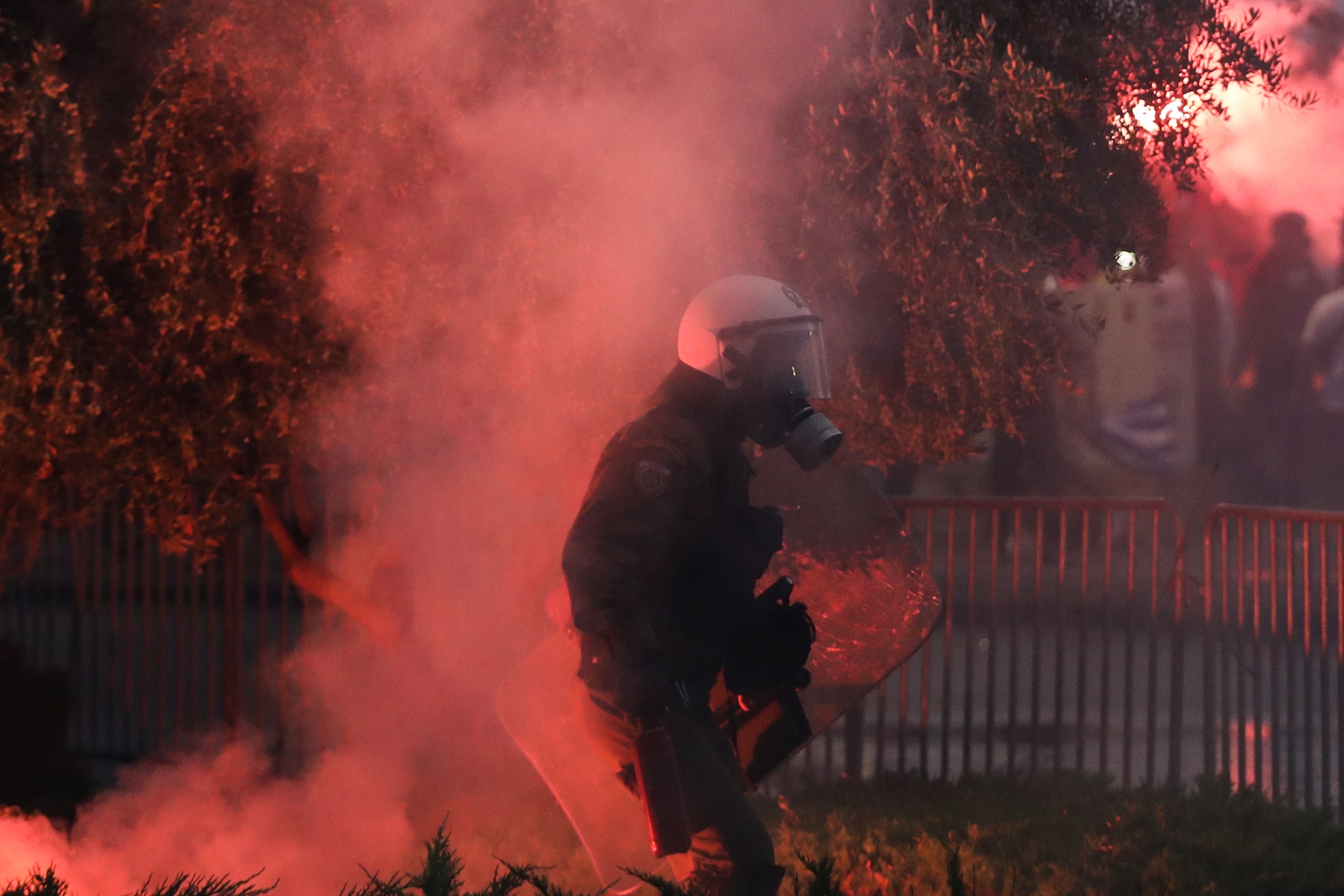 Πορεία για Παύλο Φύσσα: Επεισόδια με χημικά και μολότοφ στη Νίκαια