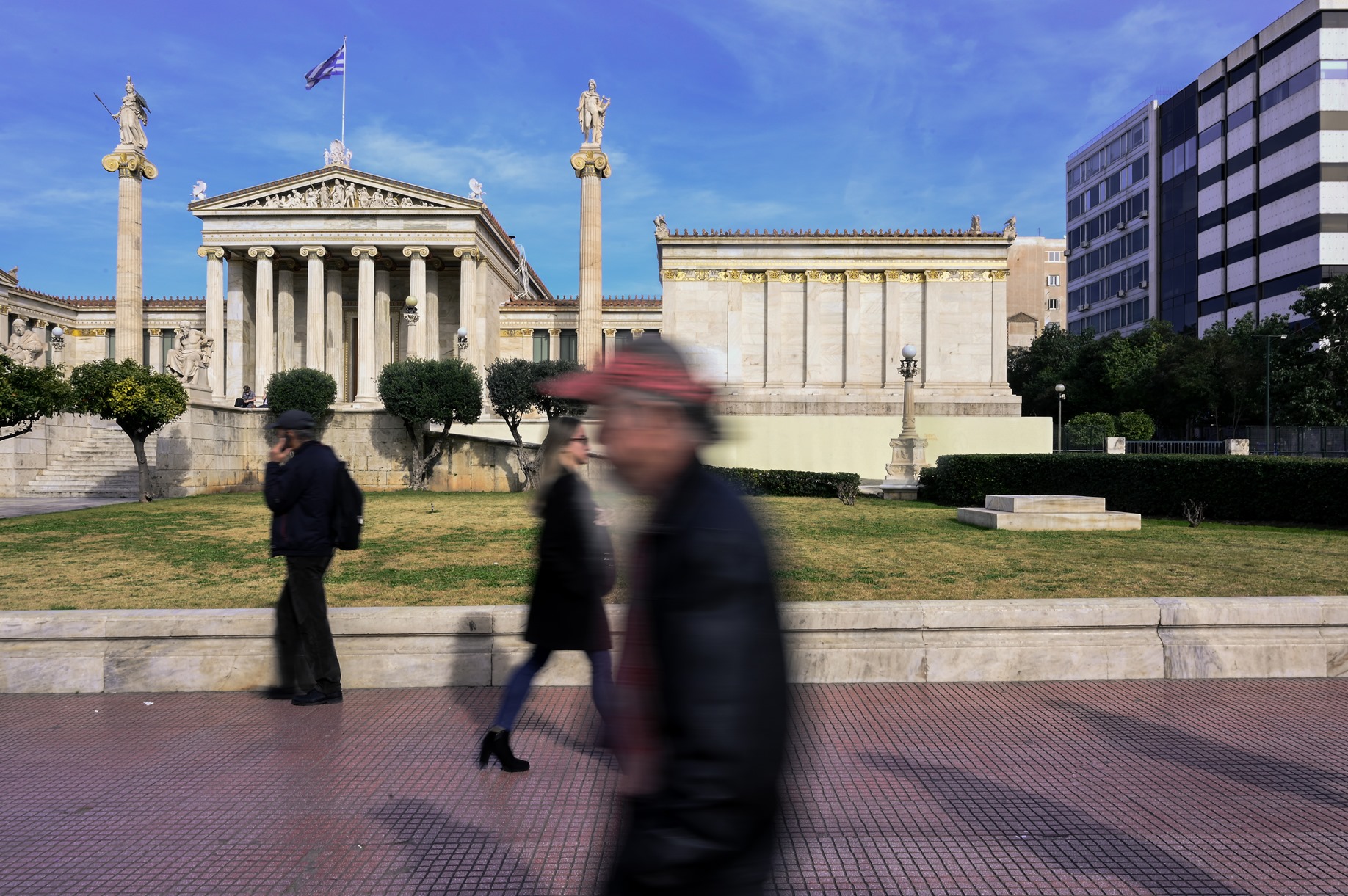 Κυβέρνηση: Ακρίβεια και εξεταστική