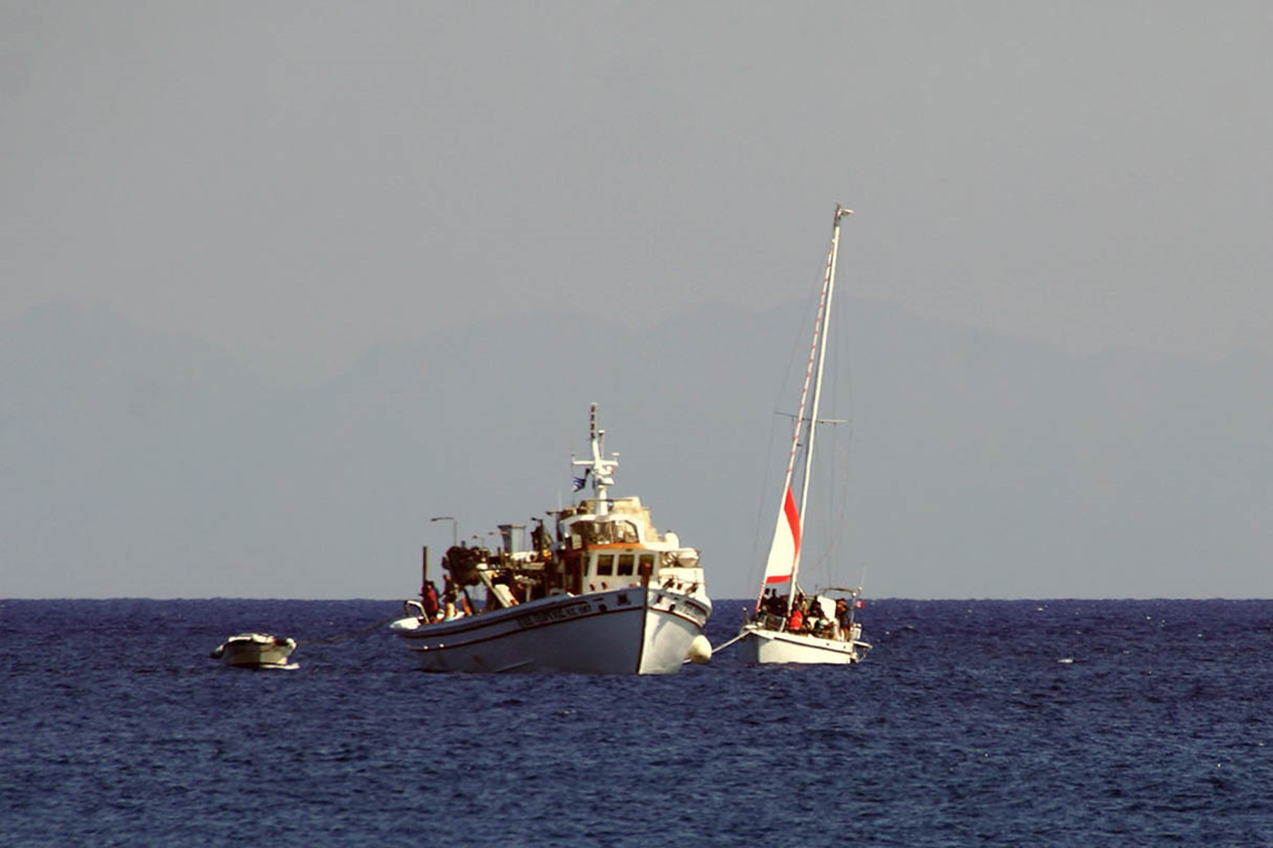 Ναυάγιο στη Χίο: Νεκροί μετανάστες, σε εξέλιξη η επιχείρηση διάσωσης