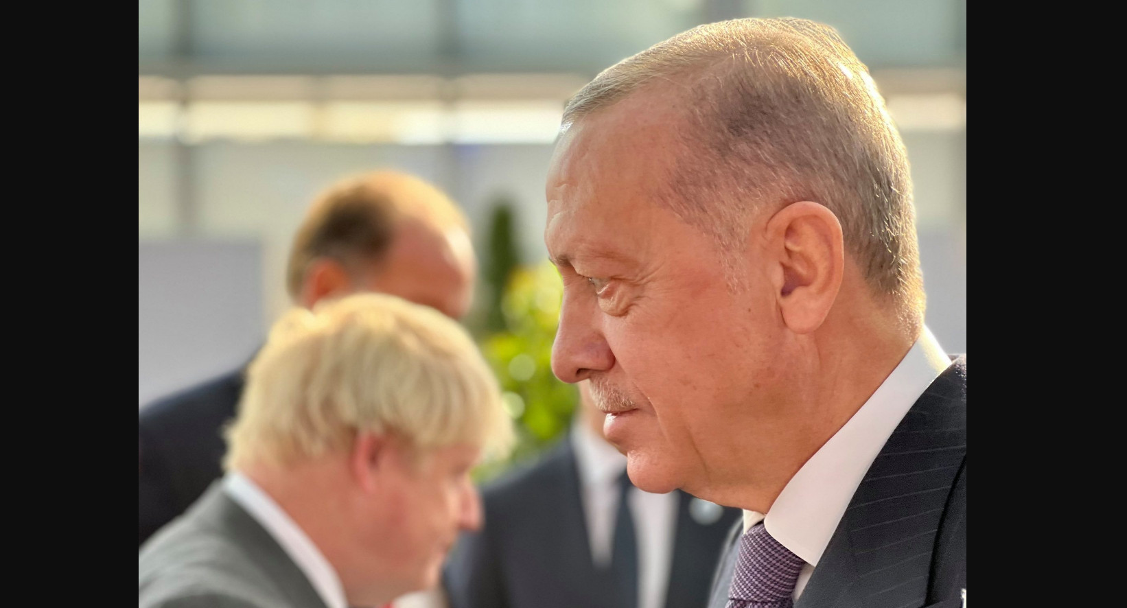Ερντογάν υγεία: Μετά βίας σέρνει τα πόδια του ο Τούρκος πρόεδρος