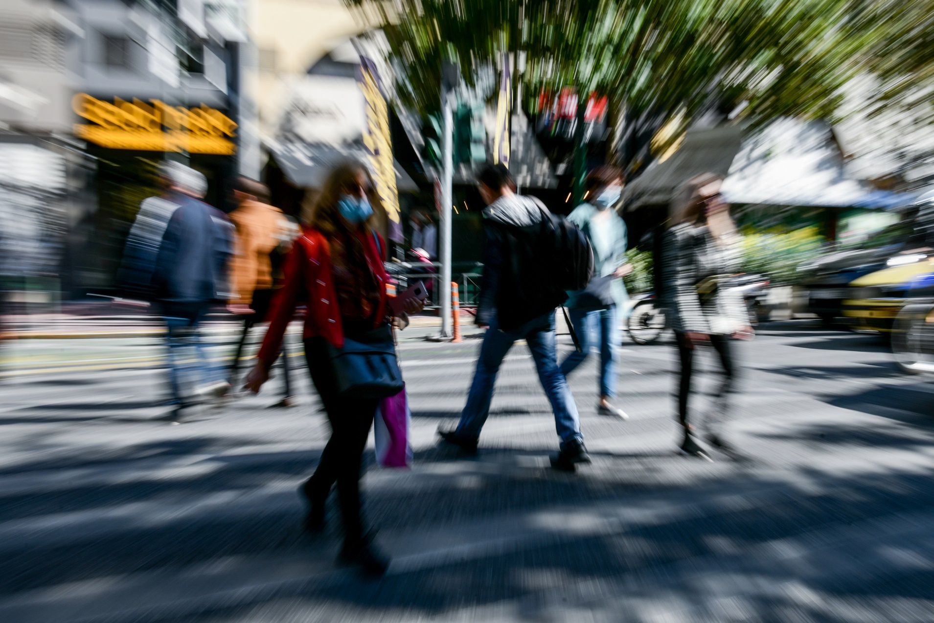 Κορονοϊός μέτρα: Τι αλλάζει στη ζωή μας